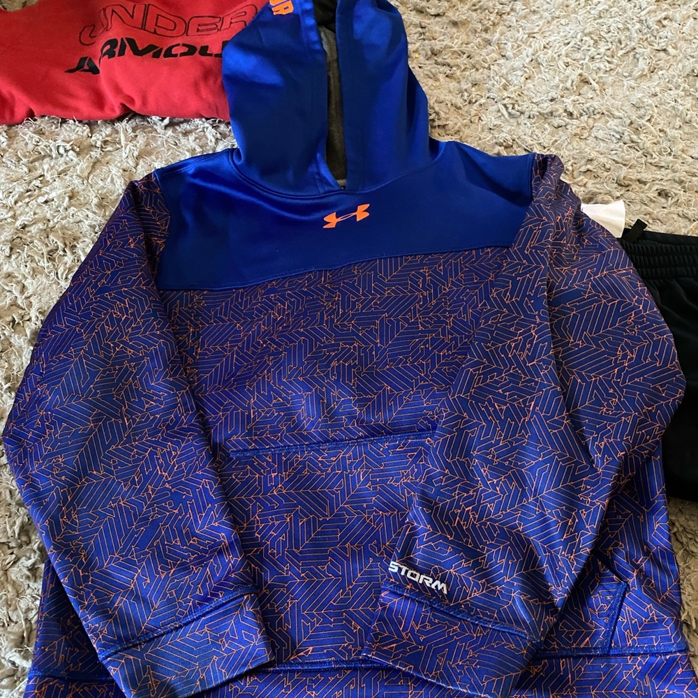 Under Armour Boys Sweatshirts, lightly used, Youth Large